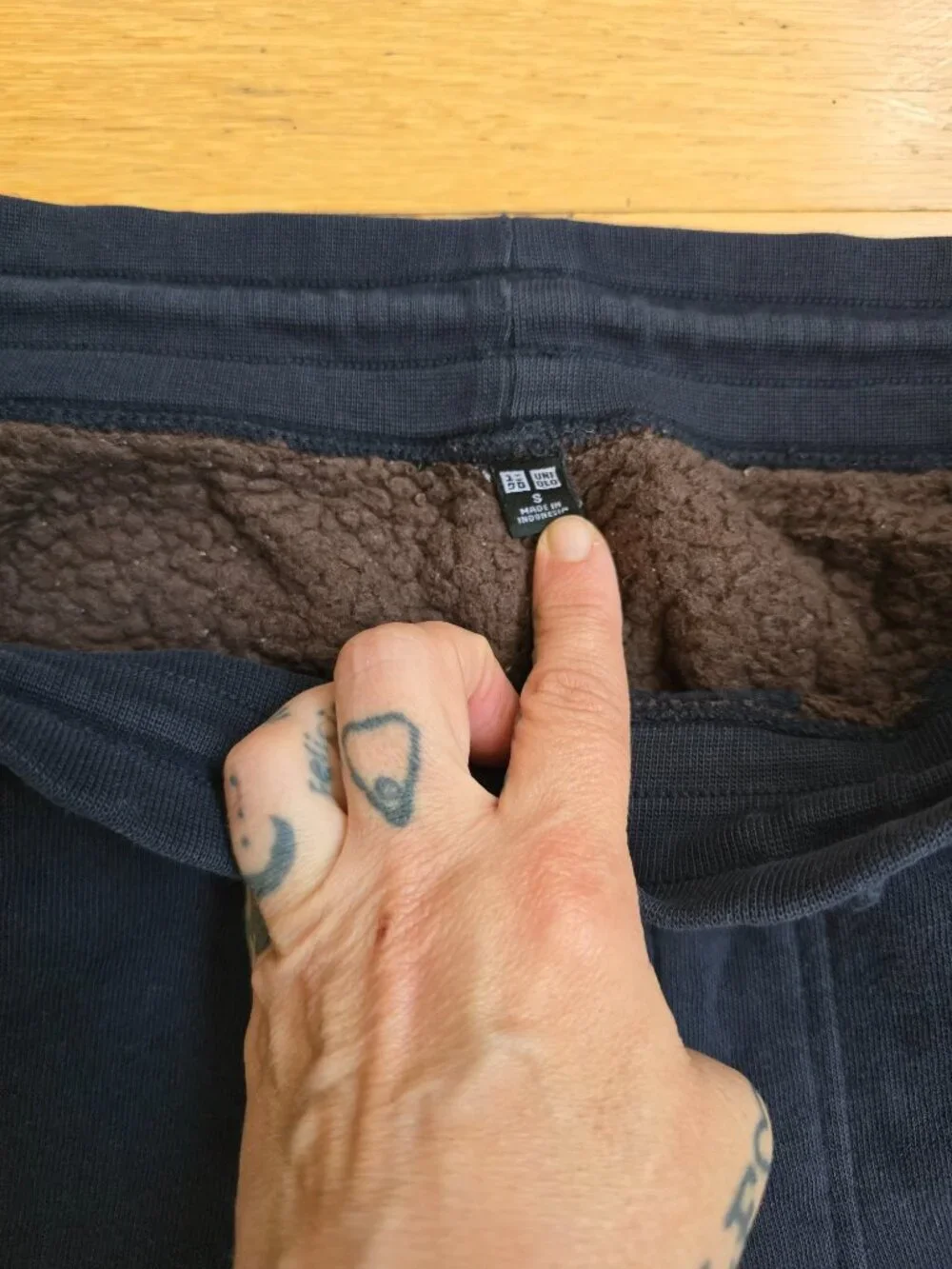 Uniqlo | sporty navy blue fleece lined jogger sweatpants | MENS S